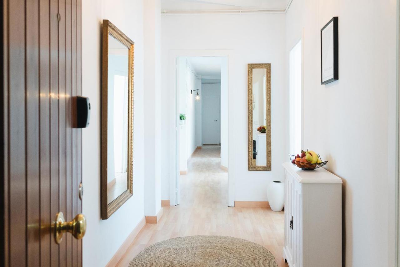 Sunny And Modern Apartment Ideal For Groups Barcelona Exteriér fotografie